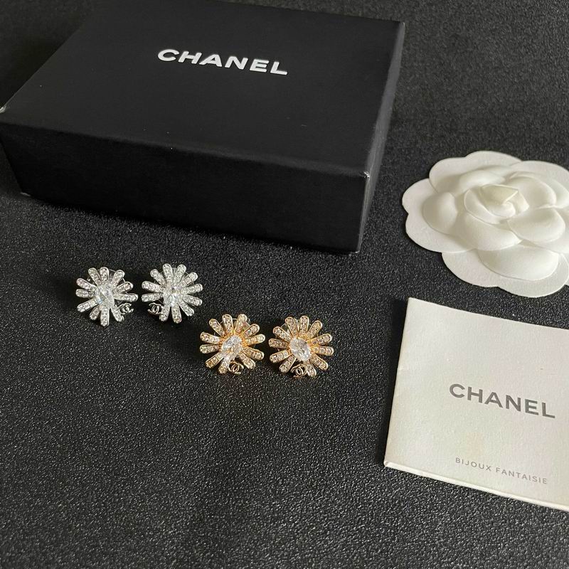 Chanel Earring 04yxs527